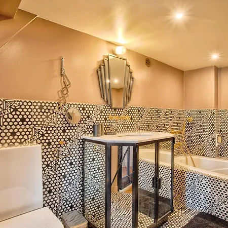 شقة Elegance Art Deco A Proche Avec Parking Privatif - Fr-1-788-88