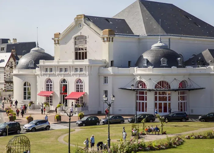 Elegance Art Deco A Proche Avec Parking Privatif - Fr-1-788-88 *